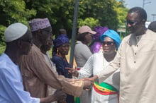 Amadou Ba, le candidat désigné du camp présidentiel, à Mbin Diogoye, la maison d’enfance de Léopold Sédar Senghor, le 1er novembre. © Twitter Amadou BA