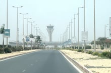 Vue générale de la tour de contrôle de l’aéroport international Blaise-Diagne de Diass, près de Dakar, le 9 mai 2024. © SEYLLOU / AFP