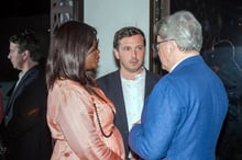 Jean-Luc Melenchon (à droite) et Mariama Dieng. Secrétaire générale du Haut-commissariat des diasporas africaines de France (HCDAF) en mai 2024, lors de la visite du fondateur du groupe LFI au Sénégal. © DR