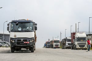 Fin mars, le Mali, le Niger et le Burkina Faso ont décidé d’instaurer un droit de douane commun de 0,5 % sur les importations venant de pays non membres de leur confédération. © Issouf SANOGO / AFP