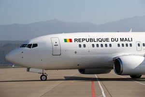 L’avion présidentiel à l’aéroport de Sochi, en Russie, lorsqu’Ibrahim Boubacar Keïta venait participer au Sommet et au Forum économique Russie Afrique, le 22 octobre 2019. © Yegor Aleyev/TASS/Sipa USA/SIPA