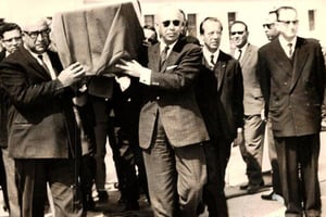 Le retour à Tunis de la dépouille de Mohamed Ali El Hammi, le 6 avril 1968. © Collection Mohamed Hamdane