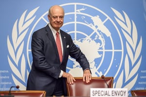 Le diplomate italo-suédois Staffan de Mistura est l’envoyé spécial du secrétaire général de l’ONU pour le Sahara depuis octobre 2021. © (Photo by Fabrice COFFRINI / AFP)