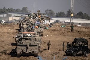 Militaires israéliens à la frontière avec Gaza, le 2 décembre 2023. © Mostafa Alkharouf / ANADOLU / Anadolu via AFP.