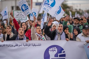 Manifestation d’enseignants marocain, le 4 janvier 2024, à Rabat, au Maroc. © Abu Adem Muhammed / ANADOLU / Anadolu via AFP.