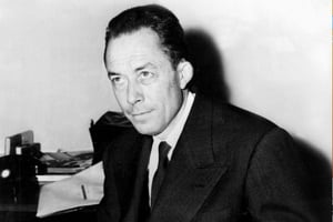 L’écrivain Albert Camus, le 18 octobre 1957. © TopFoto/Roger-Viollet