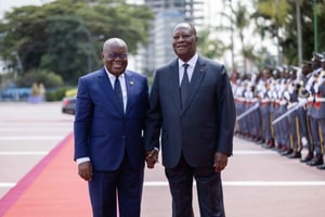 Nana Akufo-Addo (à g.) et Alassane Ouattara, le 11 octobre à Abidjan. © DR
