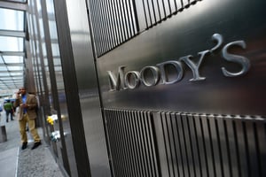 L’agence de notation Moody’s (ici au siège, à New York, aux États-Unis) a déjà abaissé la note du Niger en août 2023, puis en novembre. © EMMANUEL DUNAND/AFP