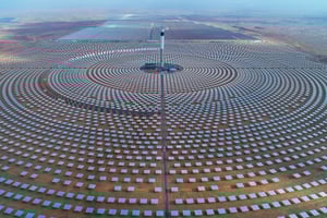 Le parc photovoltaïque Noor, à Ouarzazate, au Maroc, le 8 juin 2018. © CHINE NOUVELLE/SIPA