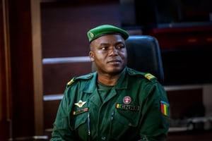 Le général Sadiba Koulibaly avait été arrêté le 4 juin 2024, puis condamné dix jours plus tard à Conakry à cinq ans de prison ferme pour « désertion à l’étranger » et « détention illégale d’armes ». © Pésidence de la République de Guinée