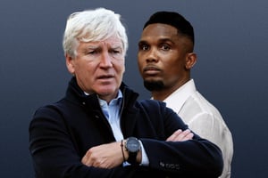 Marc Brys, Samuel Eto’o © MONTAGE JA : Shutterstock/SIPA ; DANIEL BELOUMOU OLOMO/AFP