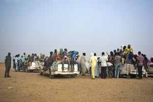 Des Nigériens et des migrants d’autres pays se dirigent vers la Libye depuis Agadez, au Niger, le 4 juin 2018 © Jerome Delay/AP/SIPA