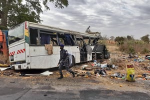 Collision de deux bus à Kaffrine au Sénégal, le 8 janvier 2023. © ABDOULAYE BA/Anadolu via AFP