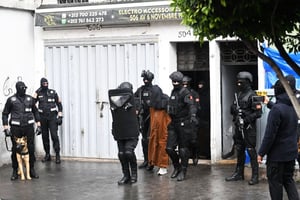 Lors du démantèlement d’une cellule terroriste par les services du Bureau central d’investigations judiciaires (BCIJ) et de la Direction générale de la surveillance du territoire (DGST), le 19 février 2025, à Casablanca. © Facebook DGSN