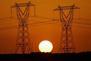 Ces derniers mois, les tarifs de l’électricité ont connu des augmentations sur le continent. © Khaled DESOUKI/AFP