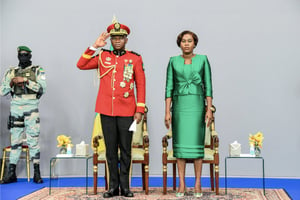 Brice Clotaire Oligui Nguema et son épouse, Zita Oligui Nguema, le 4 janvier 2024. © Présidence de la République gabonaise