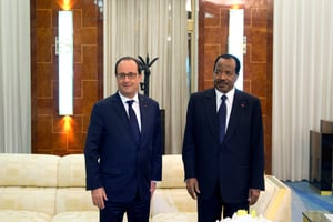 François Hollande et Paul Biya, le 3 juillet 2015, à Yaoundé, au Cameroun. © Alain JOCARD/AFP