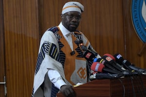 Le Premier ministre du Sénégal, Ousmane Sonko, lors d’une conférence à l’université Cheick Anta Diop de Dakar, le 16 mai 2024. © SEYLLOU / AFP.