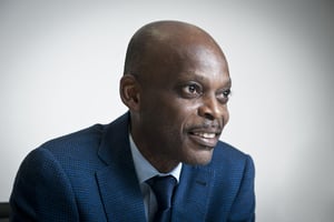 Robert Dussey, ministre togolais des Affaires étrangères, à Paris le 1er avril 2022. © Vincent FOURNIER/JA