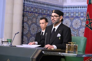 Le roi du Maroc adresse un discours à la Nation à l’occasion du 47e anniversaire de la Marche verte. © MAP