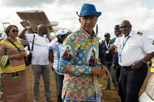 Moïse Katumbi, candidat défait à la présidentielle en RDC, à l’aéroport de Beni, dans le Nord-Kivu, en novembre 2023. © ARLETTE BASHIZI/REUTERS.