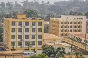 Le siège de la Direction générale de la recherche exterieure (DGRE) à Yaoundé, au Cameroun. © RD