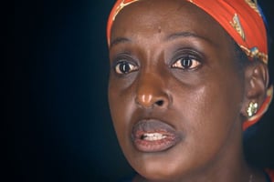 Yvonne Mutimura-Galinier, l’une des rescapées du génocide des Tutsi au Rwanda, qui témoigne dans le film « Sept jours à Kigali ». © DR / Ladybirds Films / Java Films