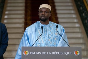Le Premier ministre sénégalais Ousmane Sonko annonce la liste des ministres au Palais présidentiel de Dakar, le 5 avril 2024. © PRESIDENCE SENEGALAISE / AFP