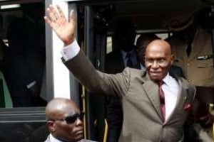 Abdoulaye Wade veut « reconnaître le droit » des Haïtiens de « revenir sur la terre de leurs ancêtre © AFP