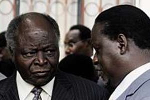 Mwai Kibaki effectue son dernier mandat et Raïla Odinga vise son poste © Reuters