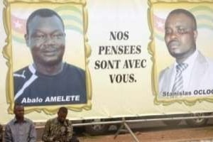 Les portraits des deux membres de la délégation togolaise décédés dans l’attaque à Lomé © AFP
