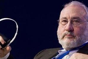 Le Prix Nobel d’économie américain Joseph Stiglitz le 5 décembre 2008 © AFP