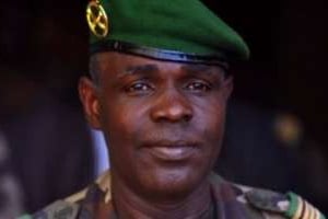 Le chef d’escadron Salou Djibo, chef de la junte au pouvoir à Niamey. © AFP