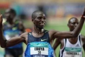 Joseph Ebuya, vainqueur du mondial de cross-country dimanche 28 mars. © AFP