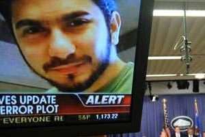 La photo de Faisal Shahzad, auteur de l’attentat raté de Times Square, diffusée à la télévision © AFP