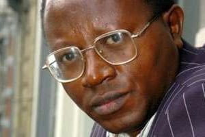 Le président de La Voix des sans-voix, Floribert Chebeya, le 7 avril 2005 à Bruxelles. © AFP