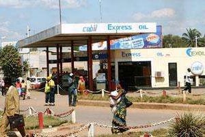 Une station de l’entreprise congolaise de distribution de carburant Cobil, à Lumumbashi. © Gulda el Magambo pour J.A