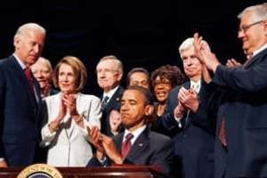 La loi Dodd-Franck a été promulguée le 21 juillet à Washington. © Larry Downing/Reuters