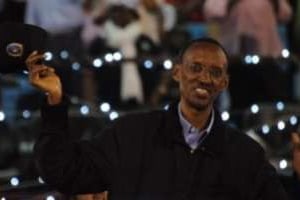 Paul Kagame au grand stade de Kigalile 10 août 2010 © AFP