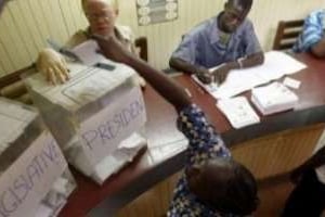 Élections présidentielle et législatives en Centrafrique le 8 mai 2005. © AFP