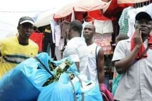Depuis le 1er juillet, les sacs plastiques non recyclables sont interdits au Gabon. © AFP
