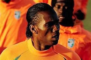 Didier Drogba affirme qu’il reste à la disposition de la sélection ivoirienne. © AFP