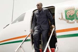 Arrivée à Abidjan, le 13 avril dernier, à bord de l’avion présidentiel ivoirien. © ISSOUF SANOGO/AFP