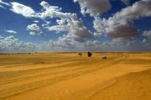 Le désert du Mali, en bordure du Sahara, à Forgho. Photo prise en 2003. © Reuters