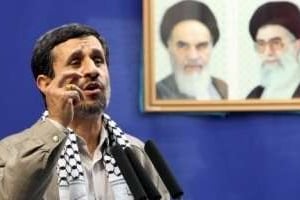 Le président Iranien Mahmoud Ahmadinejad prononce un discours à Téhéran le 3 septembre 2010. © AFP