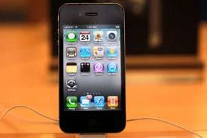 L’iPhone 4, dernier né des smartphones d’Apple. © AFP