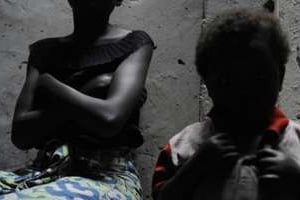 Une femme congolaise victime d’un viol, dans une clinique de Goma, le 8 août 2009. © AFP