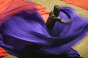 La huitième édition de la Biennale de la danse africaine se tient à Bamako jusqu’au 5 novembre. © Reuters