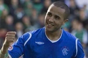 Le défenseur de Glasgow Rangers et l’un des meilleurs joueurs des Fennecs, Madjid Bougherra. © D.R.