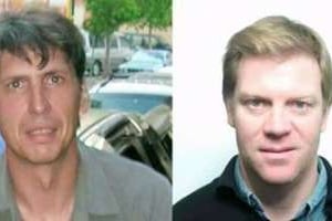 Hervé Ghesquière et Stéphane Taponier, journalistes de France 3, retenus en otage en Afghanistan. © AFP
